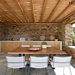 Kynara Boutique Village *
