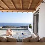 Kynara Boutique Village
