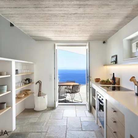 Kynara Boutique Village *
