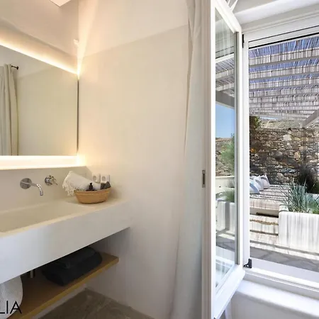 Kynara Boutique Village Willa