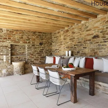 Willa Kynara Boutique Village *