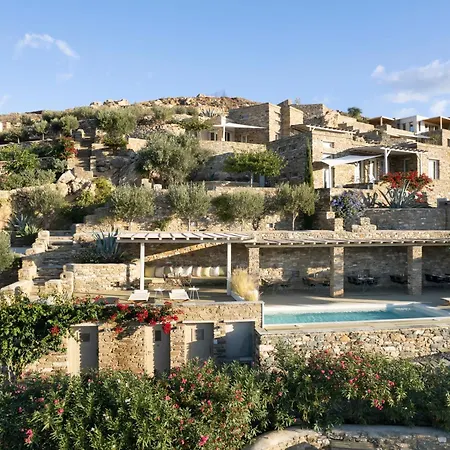 Willa Kynara Boutique Village *