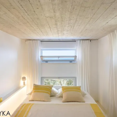 Kynara Boutique Village *