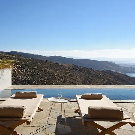 Willa Kynara Boutique Village *