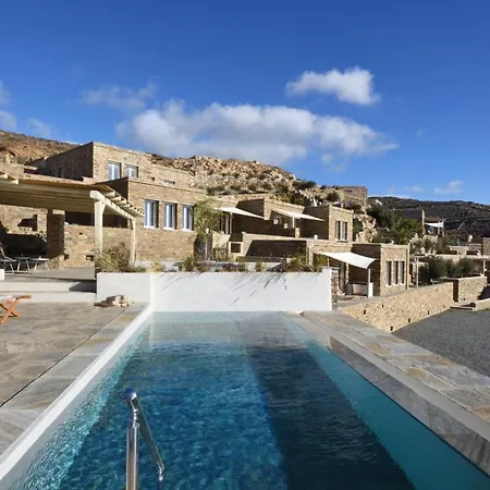 Kynara Boutique Village *