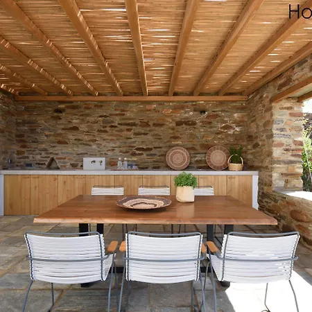 Kynara Boutique Village *